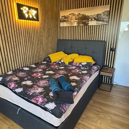 Prestige Loft